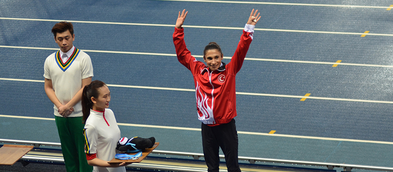 Esma Aydemir olimpiyat 2’ncisi oldu