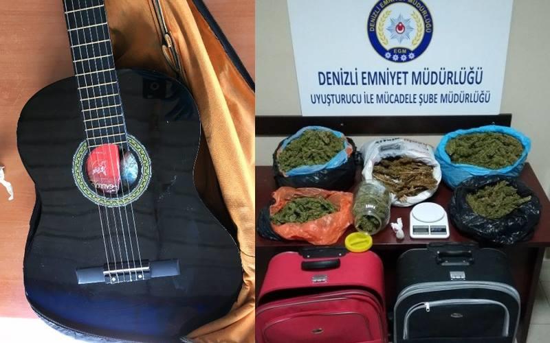 Gitarın içinde paket paket esrar
