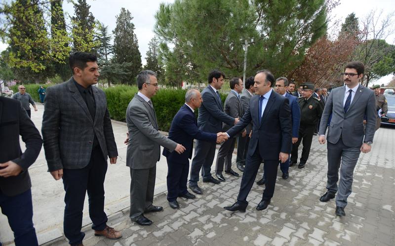 Altıparmak kaymakamlarla toplantı yaptı