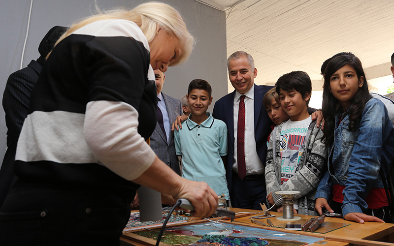 Uluslararası Denizli Cam Bienali başladı