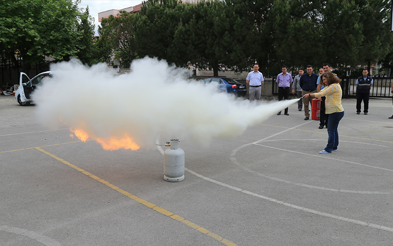 Büyükşehir çalışanlarına acil durum tatbikatı
