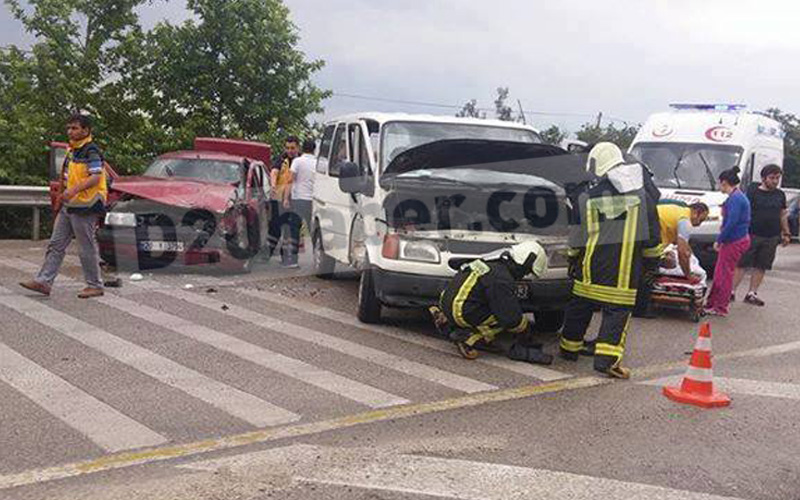 Denizli-Antalya karayolunda kaza: 7 yaralı