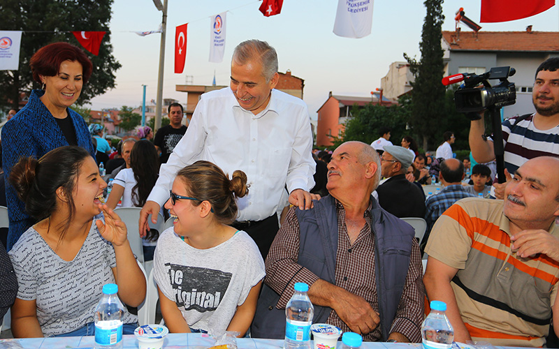 Zolan: Dualarımız şehitlerimize