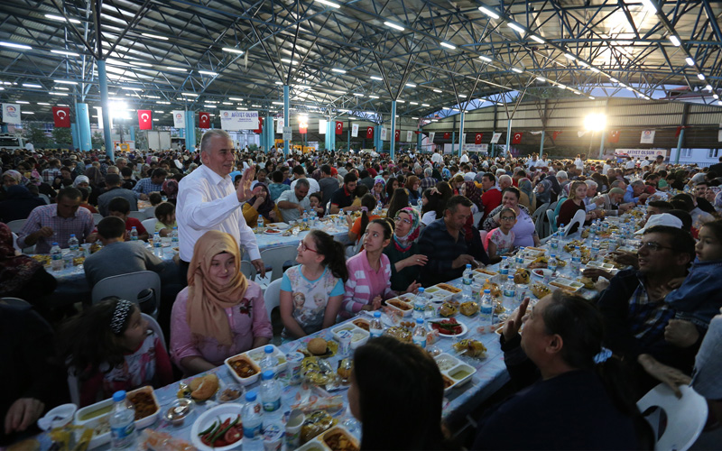 Gönül sofrası Fatih Mahallesi’nde kuruldu