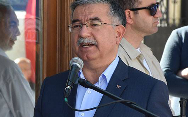 Bakan Yılmaz: Rektör eşinin atamasını doğru bulmuyorum