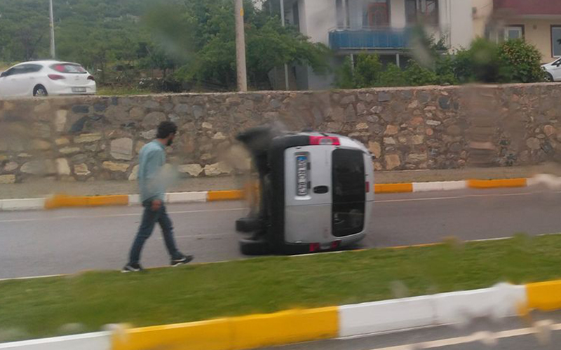 Araçtan burnu bile kanamadan çıktı