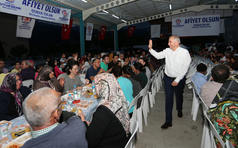 Denizli’de İftar bereketi Yenişehir ve Bahçelievler’de