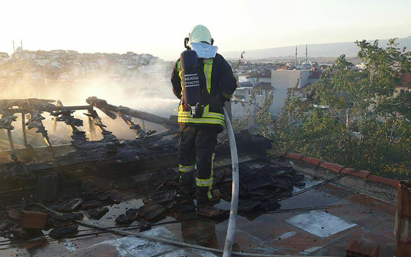 İlbade Mahallesi’nde ev yangını