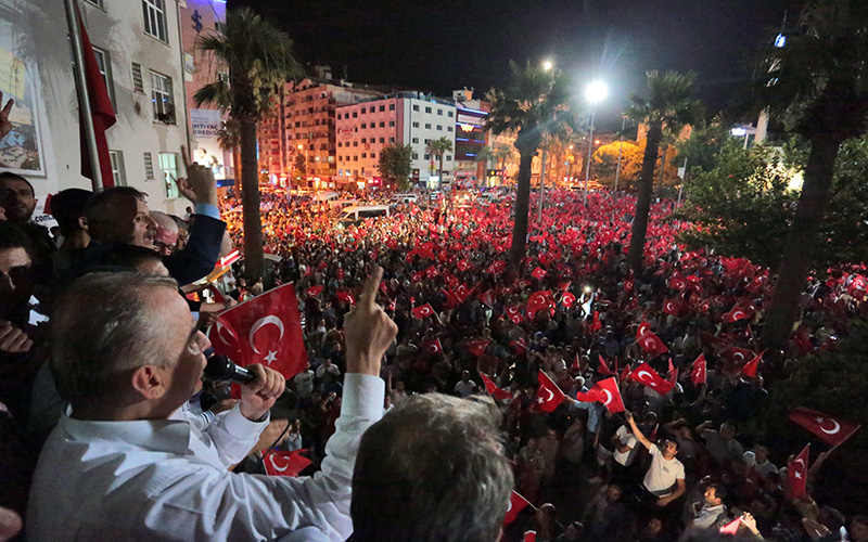 Zolan: Çınar demokrasiye bağlılığa tanıklık etti