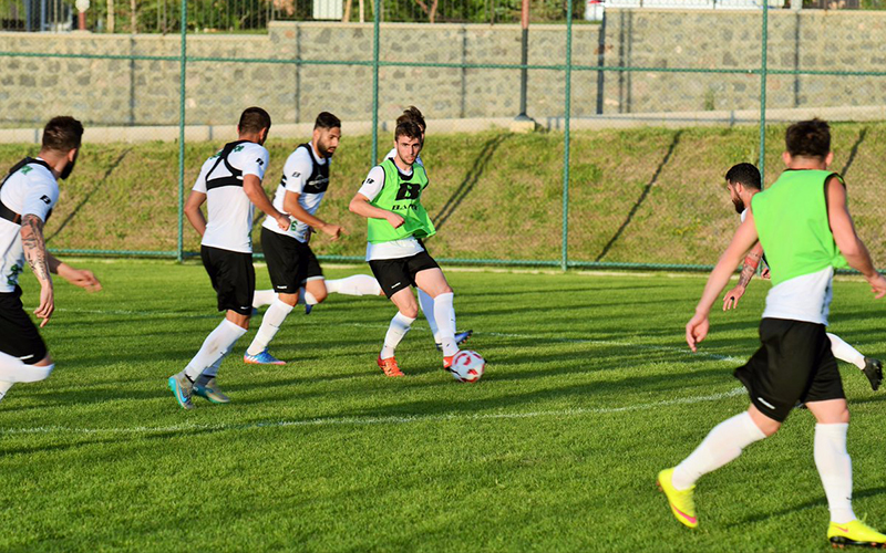 Denizlispor Afyon’da 4 özel maç oynayacak