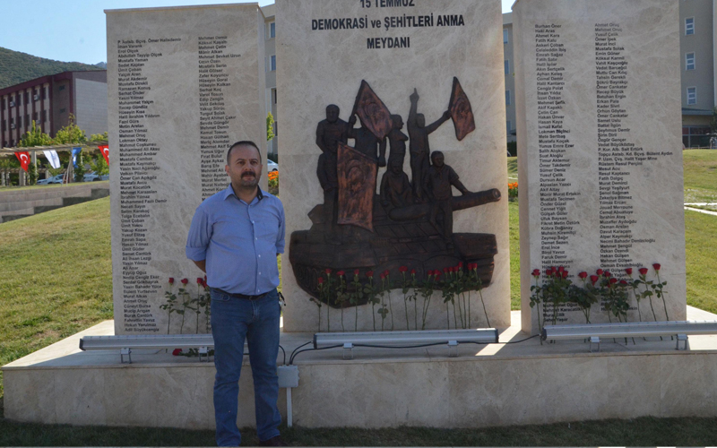 PAÜ’de 15 Temmuz Anıtı açıldı