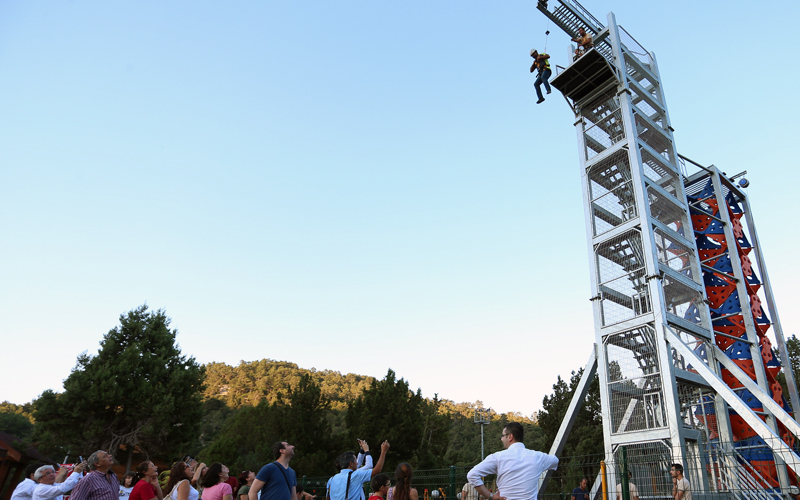 Gazeteciler yaylada stres attı