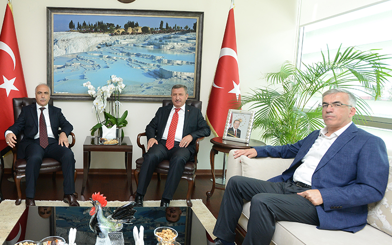 Burdur Valisi Yılmaz, Karahan’ı ziyaret etti
