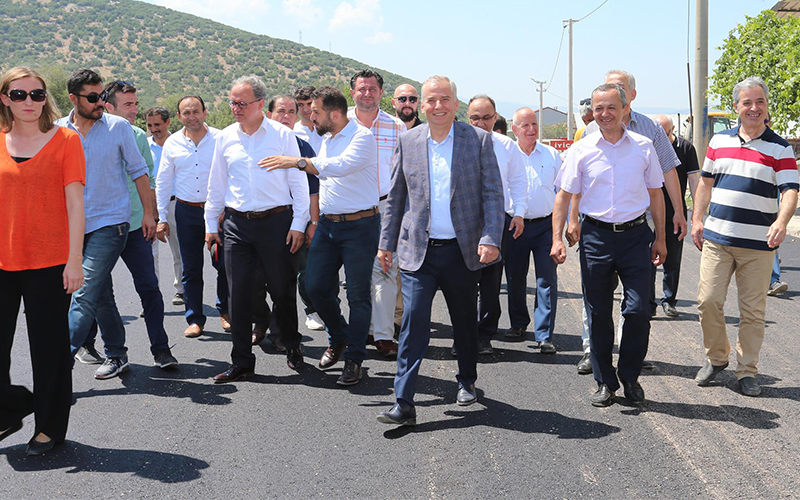 Tavas Sanayi Sitesi’ne sıcak asfalt