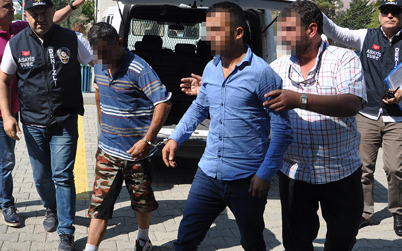 Denizli’de kaçırdıkları emeklinin parasını gasp eden 3 şüpheli tutuklandı
