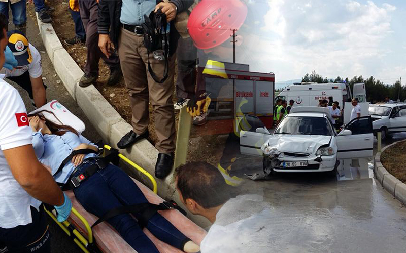 Denizli’de yağmurla gelen kaza