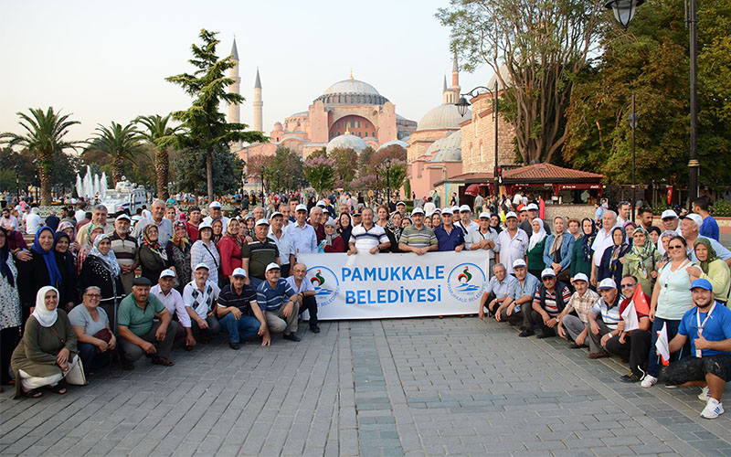 Şehit aileleri ile gazilere İstanbul ve Bursa gezisi