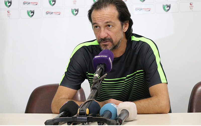 Denizlispor’da futbolculara öfke