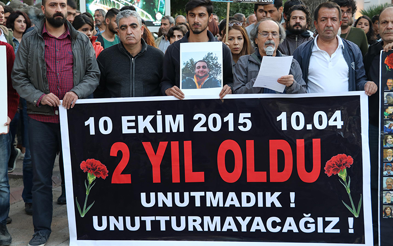 Ankara katliamında ölenler Denizli’de anıldı