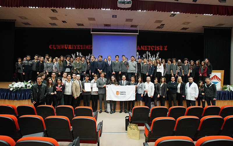 DENİB yöneticileri öğrencilere ihracatı anlattı