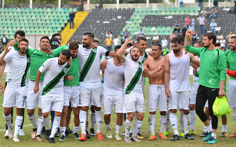 Denizlispor’a yönetimden ödül
