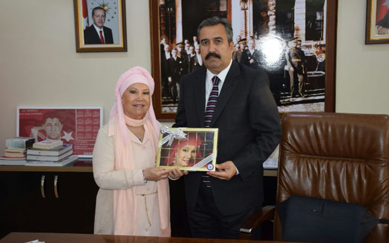 Bedia Akartürk, Emniyet Müdürü Demir’i ziyaret etti