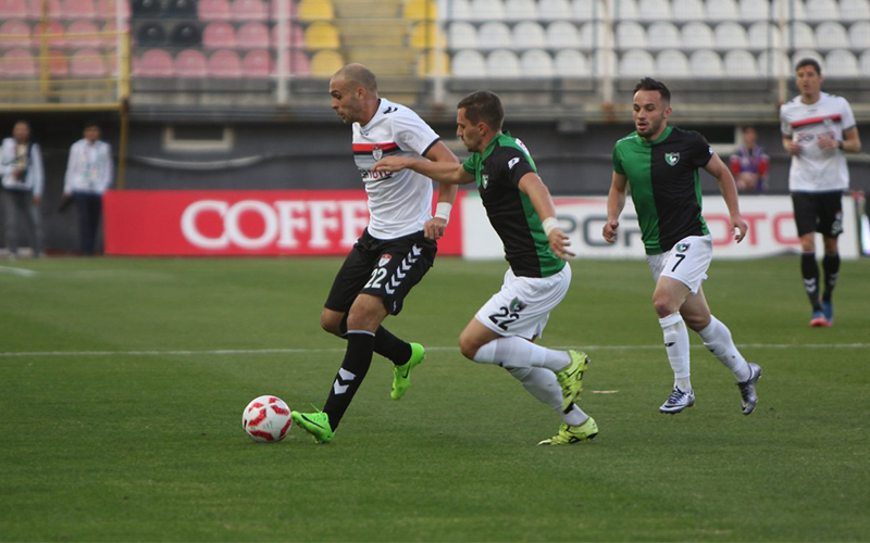 Denizlispor ve Manisaspor yenişemedi: 1-1