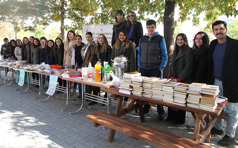 Eğitim Fakültesi’nde kitap kermesi