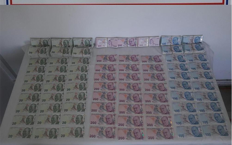 Denizli’de piyasayı sahte paraya boğacaklardı