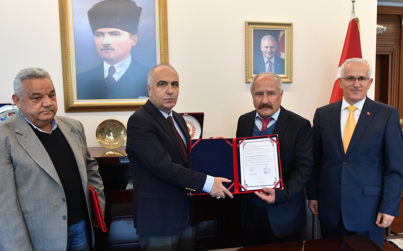 Hayırseverler eğitim kurumuna çok amaçlı bina yaptıracak