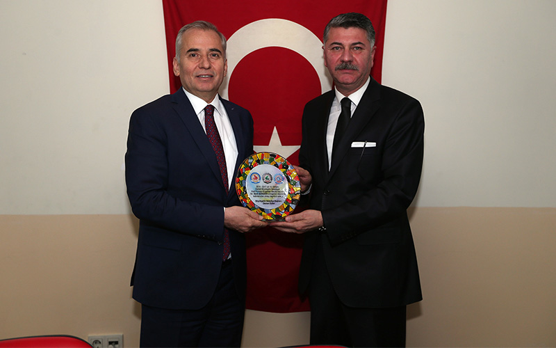 Engelliler Meclisi’nde, Güngör güven tazeledi