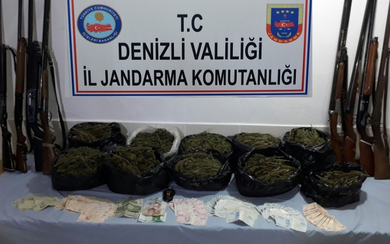 Denizli’de jandarmadan uyuşturucu operasyonu