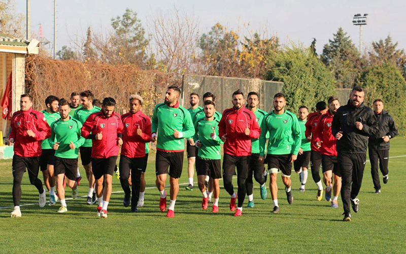 Denizlispor kalan 2 maçını kayıpsız geçmek istiyor