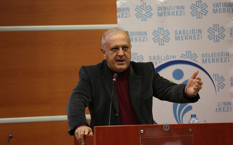 Doç. Dr. Kurtoğlu: Kapıyı vurup çıkmayın