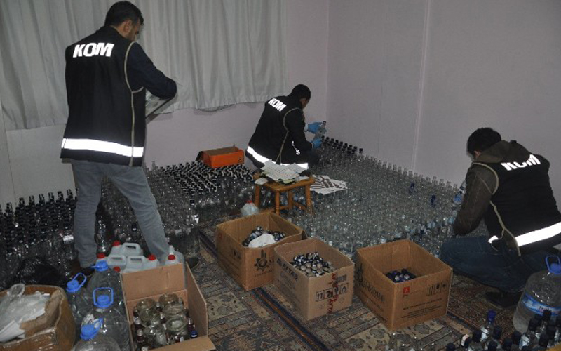 Denizli’de kaçak içki operasyonu: 1 tutuklama