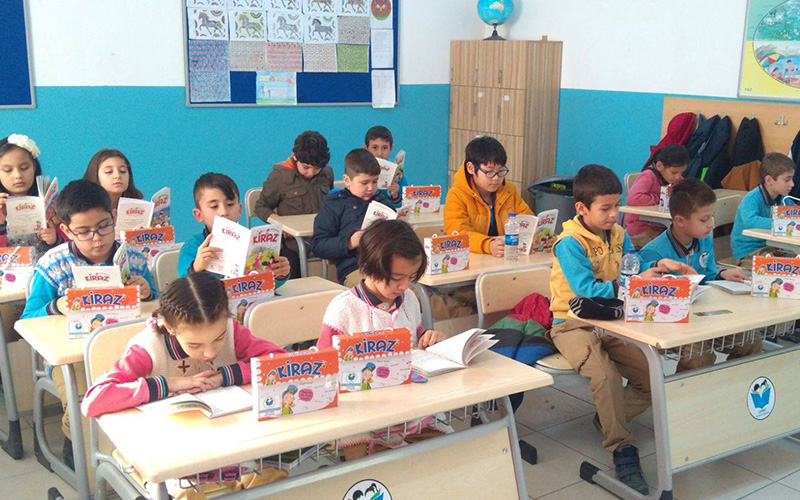 Tatili kitap okuyarak geçirecekler