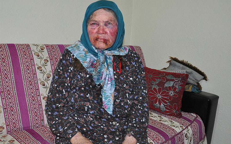 75 yaşındaki kadına evinde gaspçı dayağı