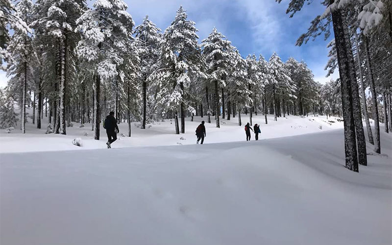 Çameli’nin karlı dağlarında yürüyüş