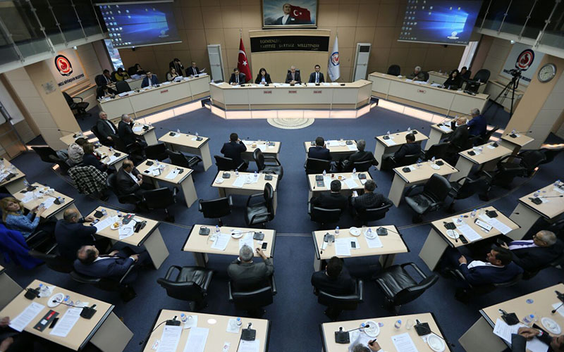 Denizli Büyükşehir Belediyesi bankalardan borç alacak