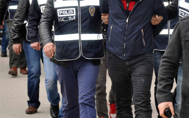 FETÖ operasyonunda 23 kişi gözaltına alındı