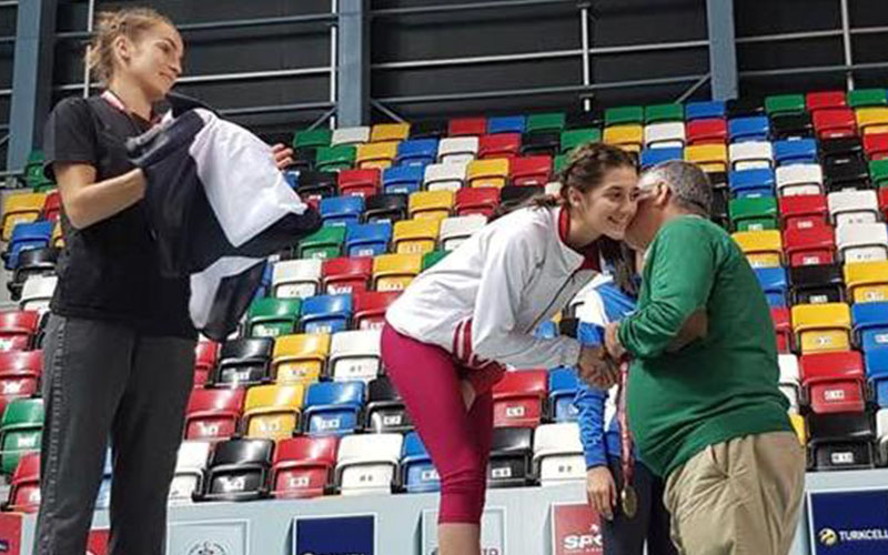 Miray Akbulut, yüksek atlamada Türkiye şampiyonu
