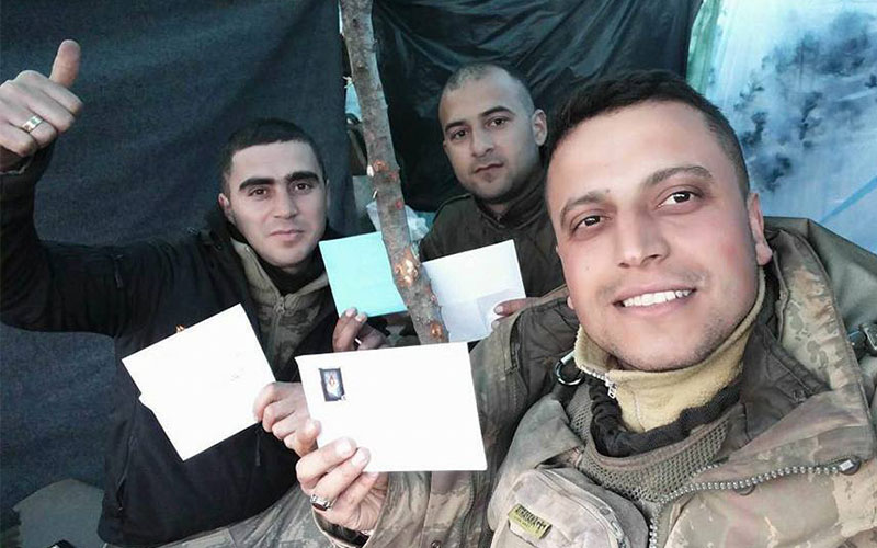 Afrin kahramanlarından mektuplar için teşekkür fotoğrafı