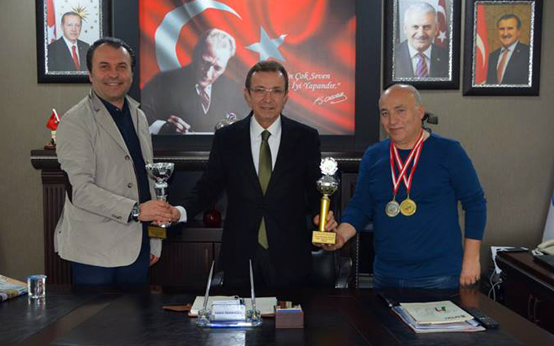 Gümüş, bilardoda Türkiye şampiyonu oldu