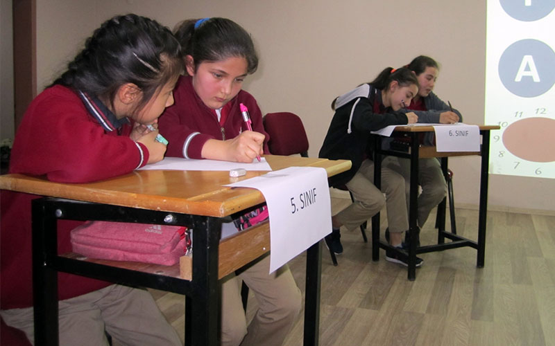 Kale’de 1 Kelime ve 1 İşlem Yarışması