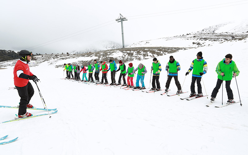 Gençlere ücretsiz kayak kursu