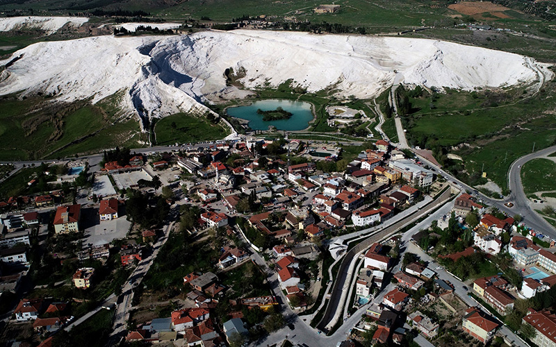 Gökyüzünden beyaz cennet Pamukkale