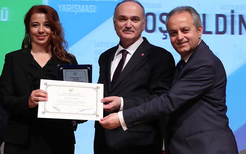 PAÜ’lü Akademisyen İAV 13. Ünal Aysal Tez Ödülü’nü kazandı