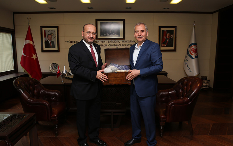 Akdoğan’dan Başkan Zolan’a ziyaret