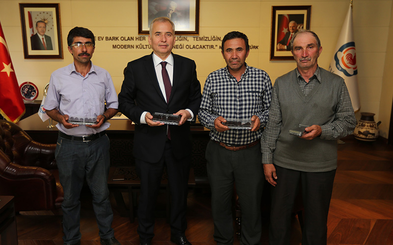 Alandız Tarımsal Kalkınma Kooperatifi’nde ilk ürün sevinci