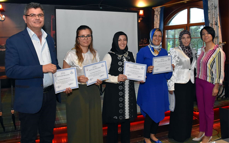 Yoğun bakım hemşirelerine eğitim verildi